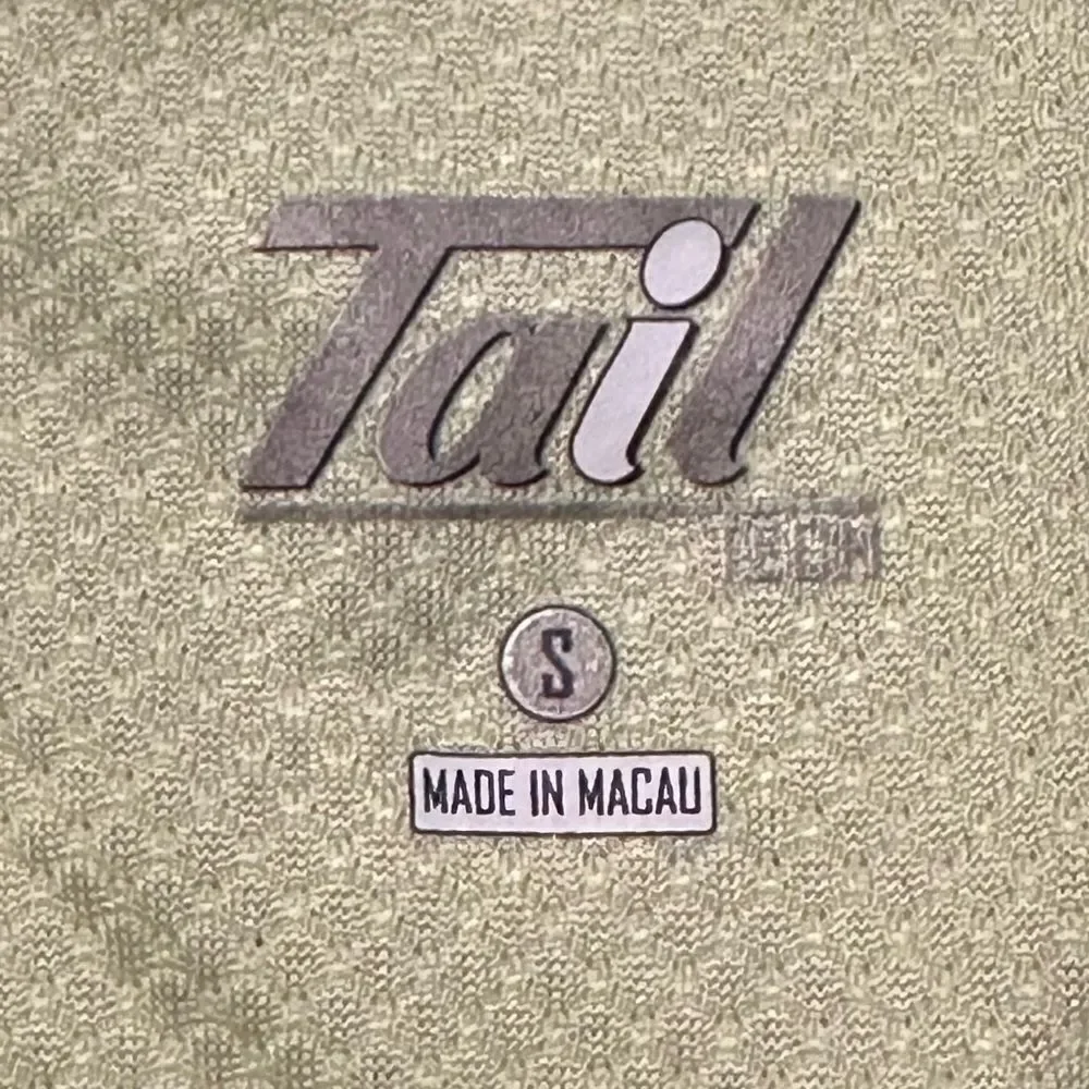 Tail excellent like